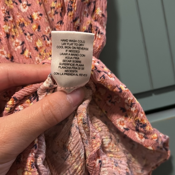 Kingston grey pink floral flowy shorts (juniors) - Picture 6 of 12